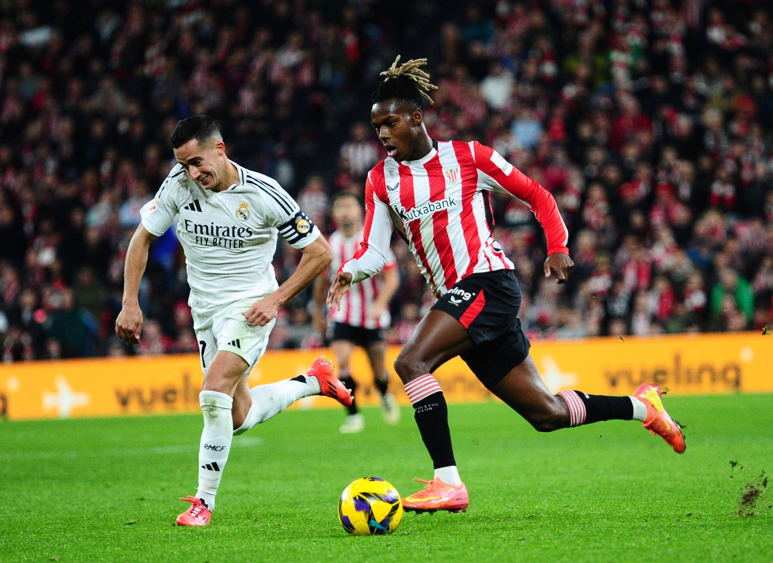 足球欧冠历史纪录被打破，网友：见证传奇