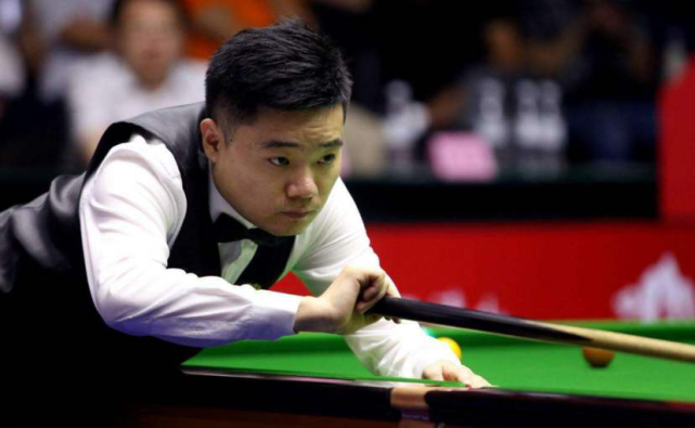 郭艾伦与丁 郭艾伦与丁