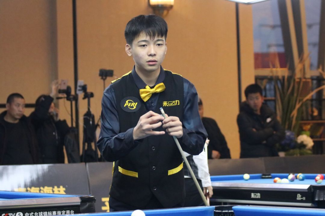 己的光辉瞬 己的光辉瞬